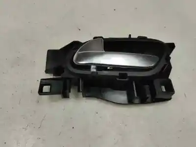 Tweedehands auto-onderdeel binnenhandgreep links achter voor peugeot 2008 (--.2013->) 1.2 16v vti oem iam-referenties 