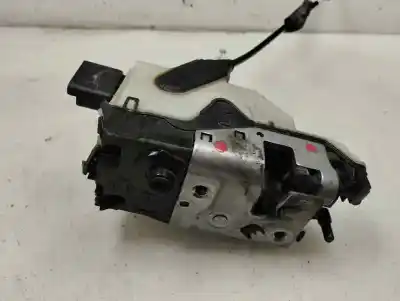 Tweedehands auto-onderdeel deurslot rechts voor voor peugeot 2008 (--.2013->) 1.2 16v vti oem iam-referenties 9812500780