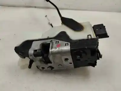 Tweedehands auto-onderdeel linker voordeur slot voor peugeot 2008 (--.2013->) 1.2 16v vti oem iam-referenties 9812500880