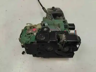 Peça sobressalente para automóvel em segunda mão fechadura da porta traseira esquerda por volkswagen passat berlina (3b3) 3bg referências oem iam 