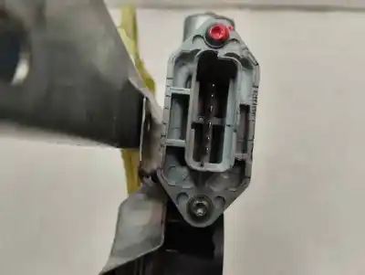 Second-hand car spare part driver left window regulator for renault clio iv clio iv oem iam references 128001502-b  2018