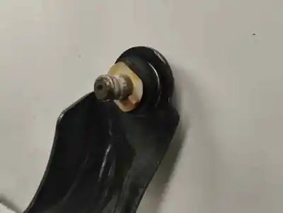 Peça sobressalente para automóvel em segunda mão braço de suspensão inferior esquerdo dianteiro por renault clio iv clio iv referências oem iam   2018