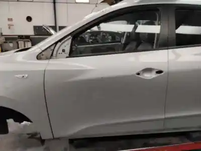 Second-hand car spare part left front door for hyundai ix35 2.0 crdi cat oem iam references 