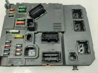 Second-hand car spare part fuse box unit for citroen c3 sxplux oem iam references 9652474380  2004