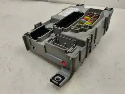 Peça sobressalente para automóvel em segunda mão caixa de fusíveis e relés por ford ka (ccu) 1.3 jtd multijet referências oem iam 00517935210  2008