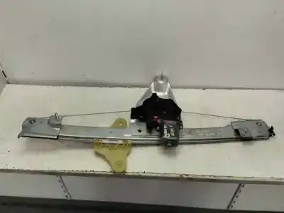 Peça sobressalente para automóvel em segunda mão elevador de vidros dianteiro direito por dacia duster (hm_) 1.5 dci 115 (hmad) referências oem iam 807201952r