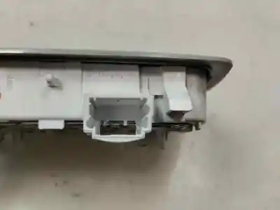 Peça sobressalente para automóvel em segunda mão luz interior por dacia duster (hm_) 1.5 dci 115 (hmad) referências oem iam   2021