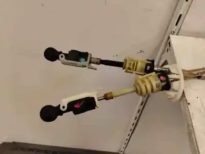 Second-hand car spare part gear lever for opel zafira b zafira b oem iam references   2010