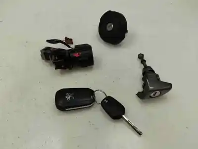 Peça sobressalente para automóvel em segunda mão conjunto de canhões de ignição por peugeot 308 1.2 12v e-thp referências oem iam 