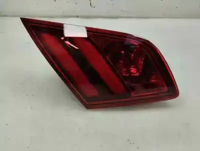 Peça sobressalente para automóvel em segunda mão farolim interior traseiro esquerdo por peugeot 308 1.2 12v e-thp referências oem iam 9677818380