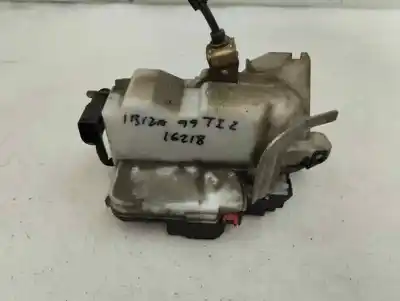 Peça sobressalente para automóvel em segunda mão fechadura da porta traseira esquerda por seat ibiza (6k1) 1.4 referências oem iam   1999