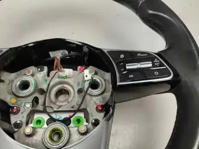 Peça sobressalente para automóvel em segunda mão volante por kia ceed ceed drive referências oem iam   2020