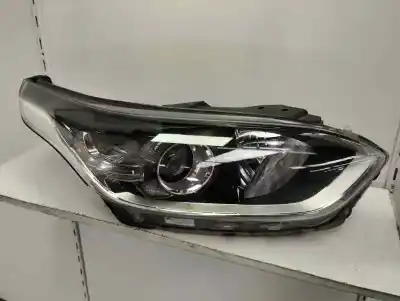 Second-hand car spare part right headlight for kia ceed ceed drive oem iam references 92102j7050