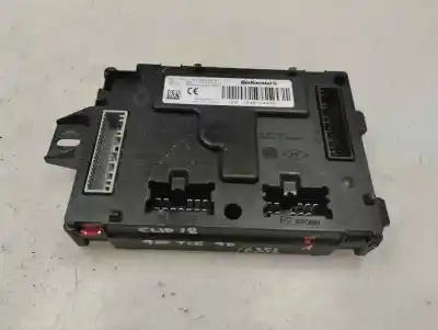 Автозапчасти б/у блок реле/предохранителей за renault clio iv 0.9 zen ссылки oem iam 284b10447r
