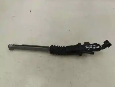Pezzo di ricambio per auto di seconda mano POMPA FRIZIONE per PEUGEOT 2008 (--.2013->)  Riferimenti OEM IAM 9812924680  2017