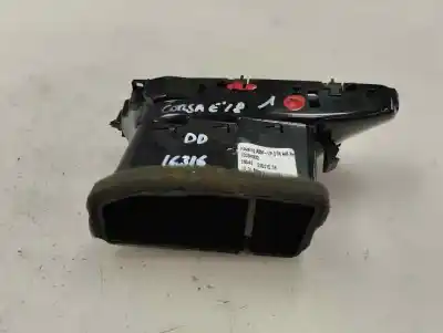 Pezzo di ricambio per auto di seconda mano griglia di aerazione per opel corsa e 1.4 riferimenti oem iam 13384932  2018