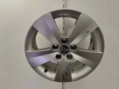 Recambio de automóvil de segunda mano de LLANTA para SKODA FABIA  referencias OEM IAM   2018