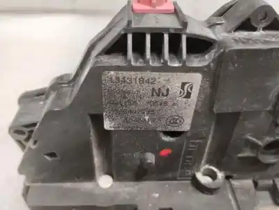 Peça sobressalente para automóvel em segunda mão fechadura da porta traseira esquerda por opel corsa e 1.4 referências oem iam 13431842  2019
