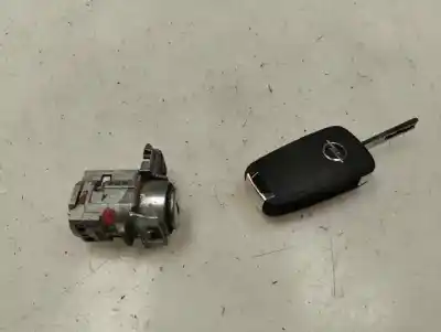 Second-hand car spare part lock key set for opel corsa e 1.4 oem iam references   2019