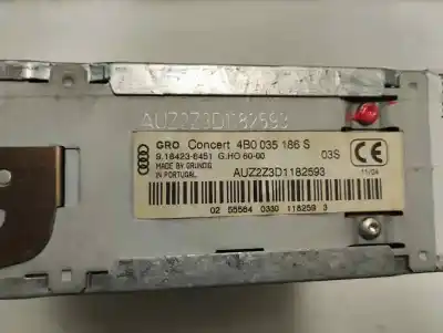 Peça sobressalente para automóvel em segunda mão sistema de áudio / rádio cd por audi allroad quattro (4b5) 2.5 tdi (132kw) referências oem iam   2004