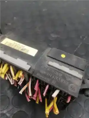 Автозапчастина б/у реле/запоперівник для renault clio ii fase i (b/cb0) (1998->) 1.1 75 cv посилання на oem iam 7703297597  