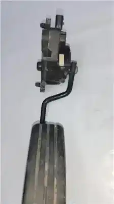 Pièce détachée automobile d'occasion PÉDALE D'ACCÉLÉRATEUR pour RENAULT CLIO III  Références OEM IAM 8200297335  