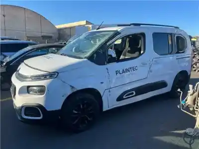 Recambio de automóvil de segunda mano de Faro Delantero Izquierdo para CITROEN BERLINGO  referencias OEM IAM   