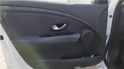 Recambio de automóvil de segunda mano de GUARNECIDO PUERTA DELANTERA IZQUIERDA para RENAULT FLUENCE (L3_)  referencias OEM IAM   