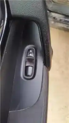 Second-hand car spare part right front power window switch for nissan qashqai ii (j11e) 1.5 n-vision oem iam references 