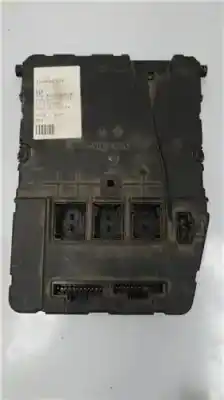 Tweedehands auto-onderdeel Relais/zekeringenkastje voor RENAULT MEGANE II CLASSIC BERLINA 1.5 dCi Diesel OEM IAM-referenties 8200606828  