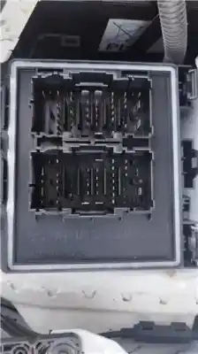 Recambio de automóvil de segunda mano de CAJA FUSIBLES/RELE para FORD FOCUS IV TURNIER (HP)  referencias OEM IAM JX6T14D068BD  