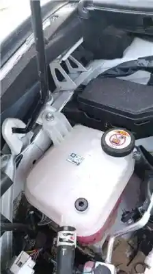 Pièce détachée automobile d'occasion vase d'expansion d'eau - liquide de refroidissement pour toyota c-hr (_x1_) 1.8 hybrid (zyx10_, zyx11_) références oem iam 