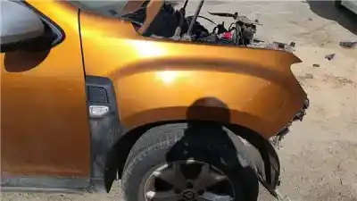 Автозапчастина б/у передне праве крило для DACIA DUSTER (HM_) 1.6 SCE 115 (HMM1) Посилання на OEM IAM 631006076R  