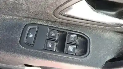 Автозапчастина б/у ПЕРЕДНІ ВІКНИЙ ВМИКАЧ для DACIA DUSTER (HM_)  Посилання на OEM IAM   