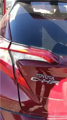 Tweedehands auto-onderdeel linker achterlamp in deur voor toyota c-hr (_x1_) 1.8 hybrid (zyx10_, zyx11_) oem iam-referenties 81591f4011