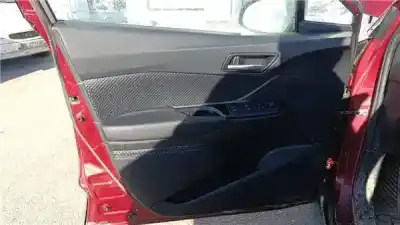Tweedehands auto-onderdeel bekleding linker voordeur voor toyota c-hr (_x1_) 1.8 hybrid (zyx10_, zyx11_) oem iam-referenties 