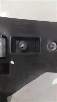 Pezzo di ricambio per auto di seconda mano maniglia esterna anteriore destra per renault clio v (b7_) tce 90 (b7mt) riferimenti oem iam 806065425r  