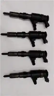 Second-hand car spare part Injector for PEUGEOT 206 BERLINA 1.4 HDi OEM IAM references 786280  