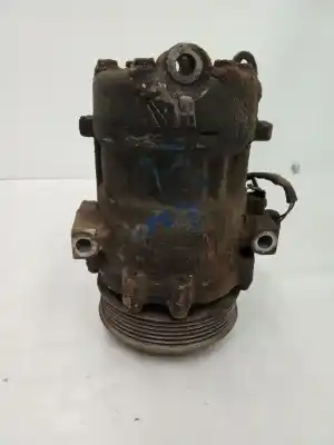 Pezzo di ricambio per auto di seconda mano COMPRESSORE ARIA CONDIZIONATA per OPEL CORSA C  Riferimenti OEM IAM 13197538  