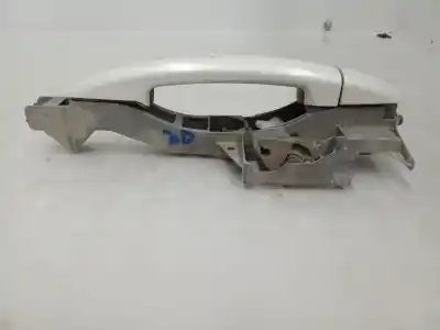 Pezzo di ricambio per auto di seconda mano maniglia esterna anteriore destra per peugeot 3008 monospace (0u_) 2.0 hdi hybrid4 (0urhca) riferimenti oem iam 9684559980  