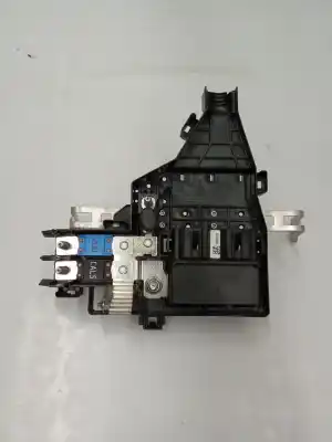 Second-hand car spare part FUSE BOX UNIT for DACIA DUSTER (HM_)  OEM IAM references 241148757R  