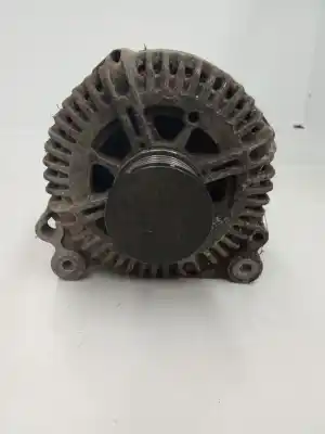 İkinci el araba yedek parçası ALTERNATÖR için VOLKSWAGEN MULTIVAN V (7HM, 7HN, 7HF, 7EF, 7EM, 7EN) 2.0 TDI OEM IAM referansları 021903026L  