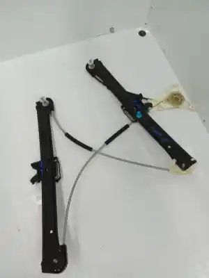 Автозапчастина б/у РЕГУЛЯТОР ПЕРЕДНЬОГО ПРАВОГО СКЛА для AUDI A3 SPORTBACK (8VA, 8VF)  Посилання на OEM IAM 8V4837462  