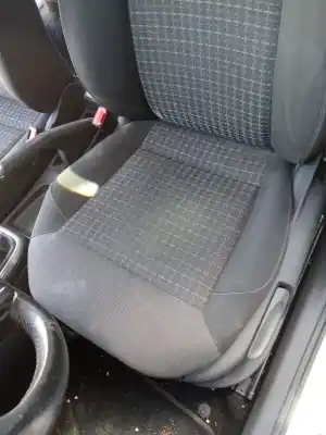Pièce détachée automobile d'occasion SIÈGE AVANT GAUCHE pour VOLKSWAGEN POLO V (6R1, 6C1) 1.2 TSI 16V Références OEM IAM   