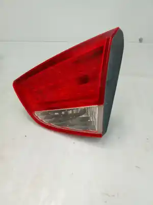 Pièce détachée automobile d'occasion feu arrière droit intérieur pour hyundai ix35 (el/lm) 1.7 classic 2wd références oem iam 924062y0  