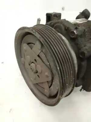 Peça sobressalente para automóvel em segunda mão compressor de ar condicionado a/a a/c por dacia sandero 1.5 dci referências oem iam 8200315744  