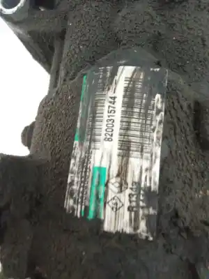 Peça sobressalente para automóvel em segunda mão compressor de ar condicionado a/a a/c por dacia sandero 1.5 dci referências oem iam 8200315744  