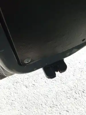 Автозапчасти б/у замок багажника/ворот за volkswagen multivan v (7hm, 7hn, 7hf, 7ef, 7em, 7en) 2.0 tdi ссылки oem iam 7la827505h