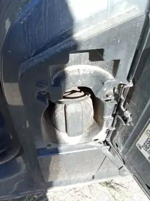 Автозапчасти б/у крышка бензобака за volkswagen multivan v (7hm, 7hn, 7hf, 7ef, 7em, 7en) 2.0 tdi ссылки oem iam 7e0201550b