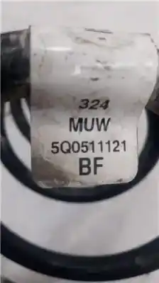 Second-hand car spare part shock absorber spring for seat ateca (kh7) 1.0 reference [1.0 ltr. - 85 kw tsi] oem iam references 5q0511121  